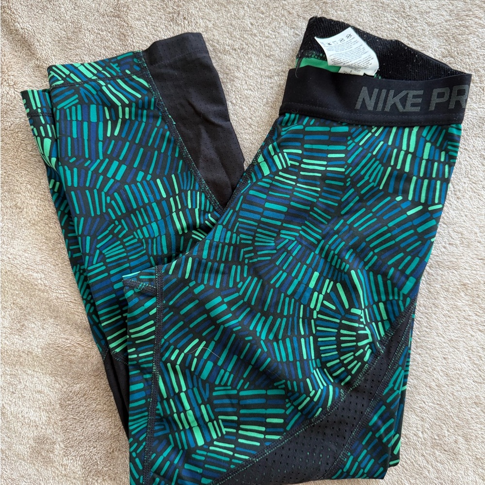 Nike Pro Vibrant Green Leggings